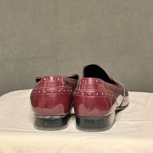 Ivanka Trump Octavie Tuxedo Shoes Burgundy Patent Leather Wingtip Flats Loafers - Picture 6 of 7
